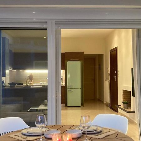 Bright Luxury Apt. Volos Buitenkant foto