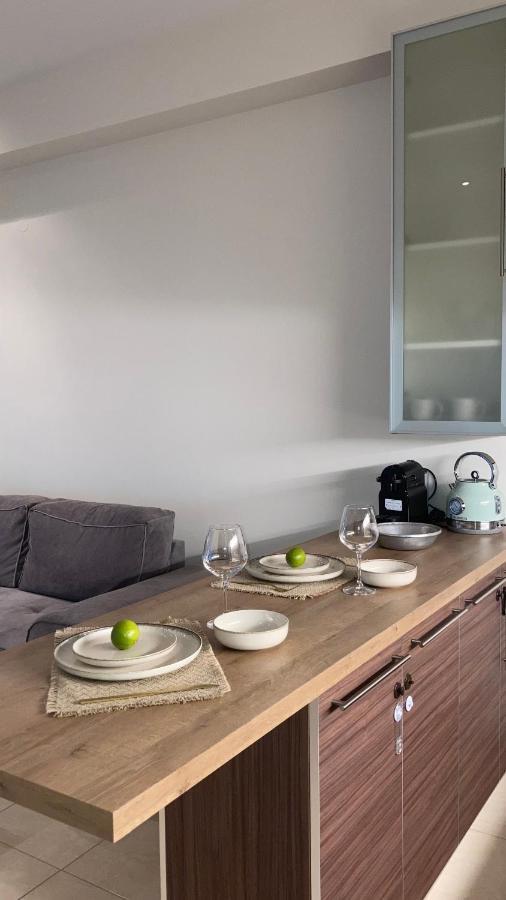 Bright Luxury Apt. Volos Buitenkant foto
